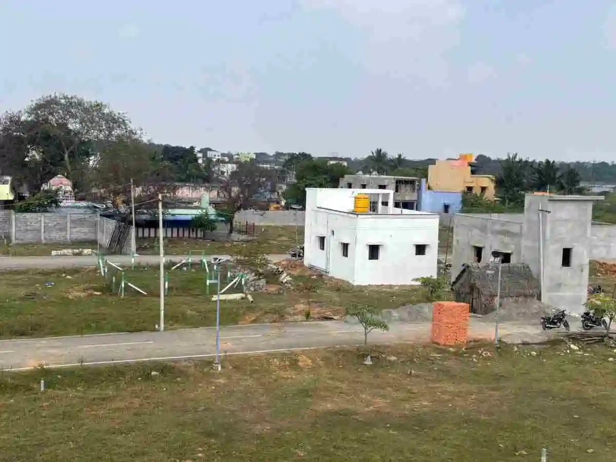 Premium villa plot for sale in Chembarambakkam